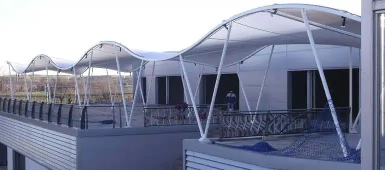 Arquitectura textil centro comercial de Pinto Tolder