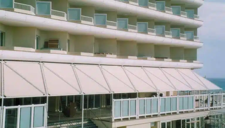 Arquitectura textil hotel riu tolder