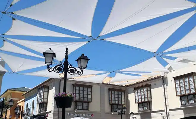 C c plaza mayor velas triangulares tolder