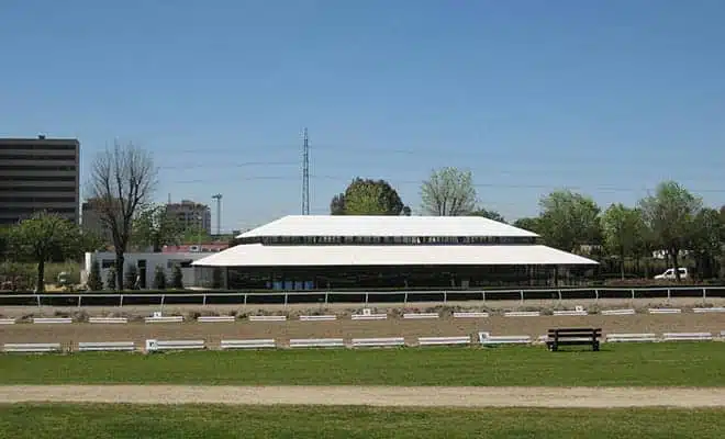 Carpa Club La Pineda - Tolder