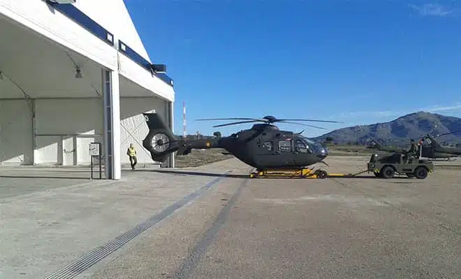 Hangar para helicópteros - Tolder
