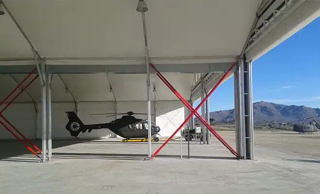 Hangar para helicópteros - Tolder
