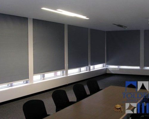 Mass Image Compressor Compressed this image. https://sourceforge.net/projects/icompress/ with Quality:80