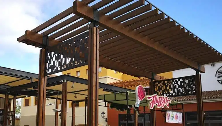CC Plaza Mayor pérgola entrada 1, Tolder